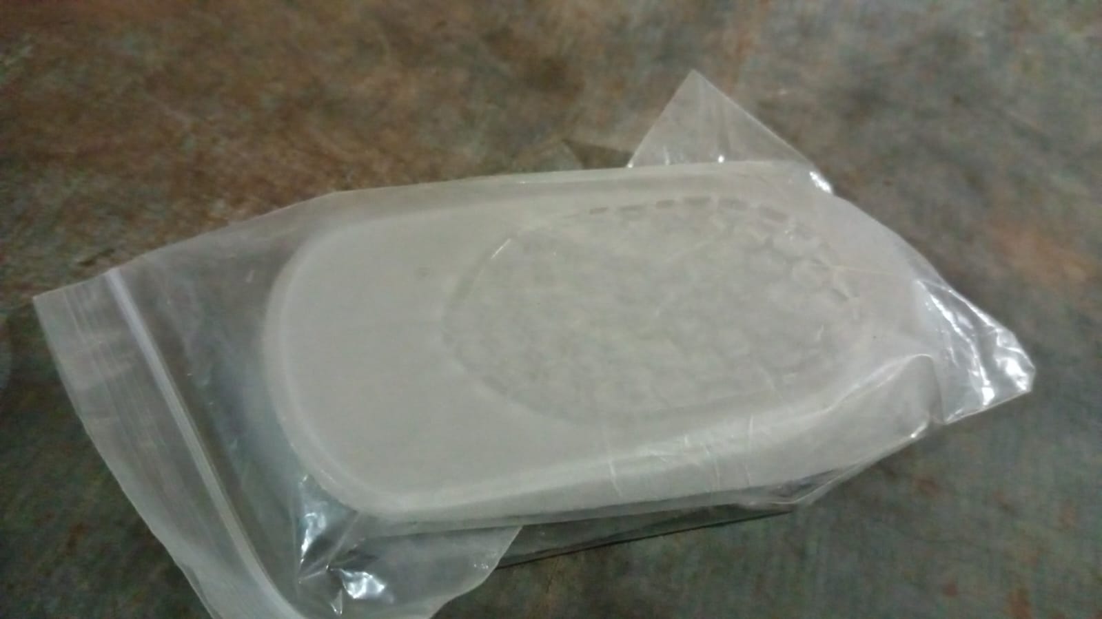 1 Pairs Silicone Heel Pads, Shoes Insole (12×7×2 Cm) 1 Pairs Silicone Heel Pads, Shoes Insole (12×7×2 Cm)